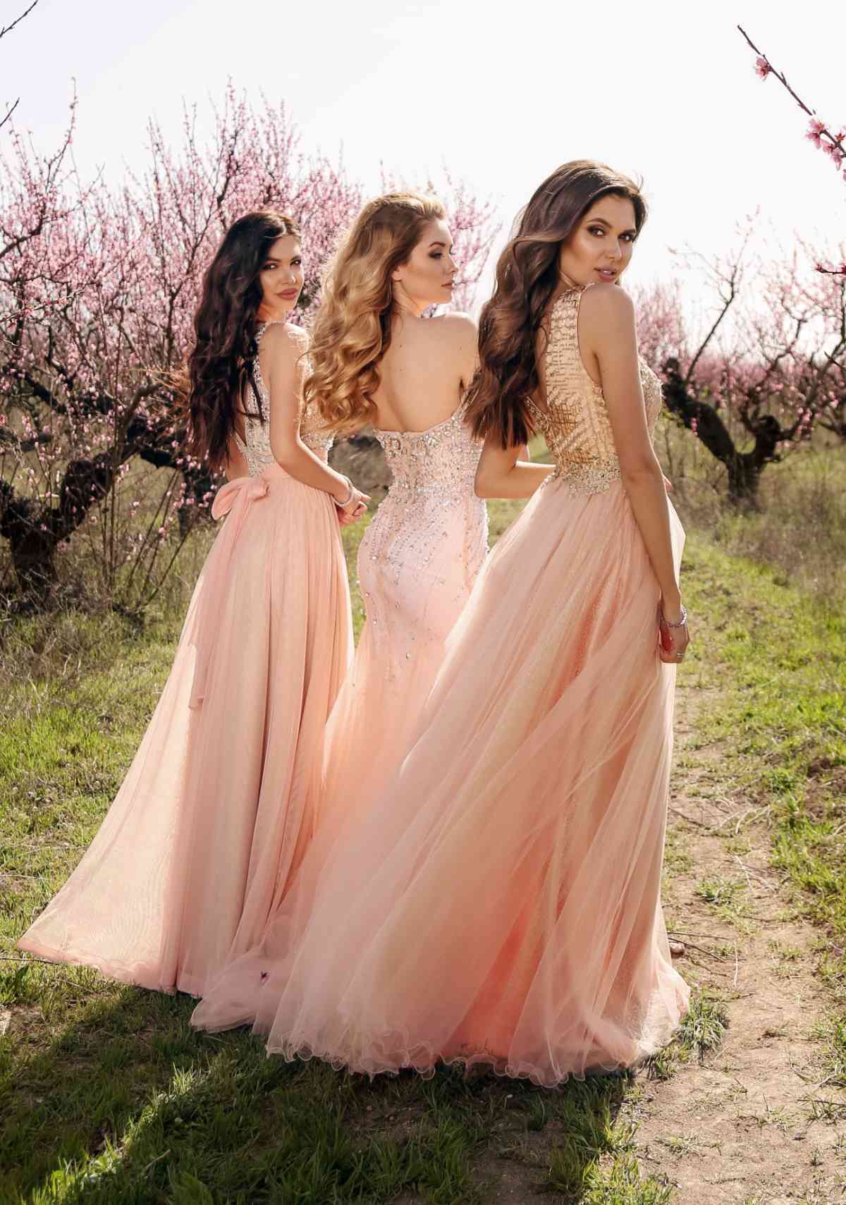 10 Best Color Shoes To Go With Peach Dresses U0026 Outfits ShoeTease