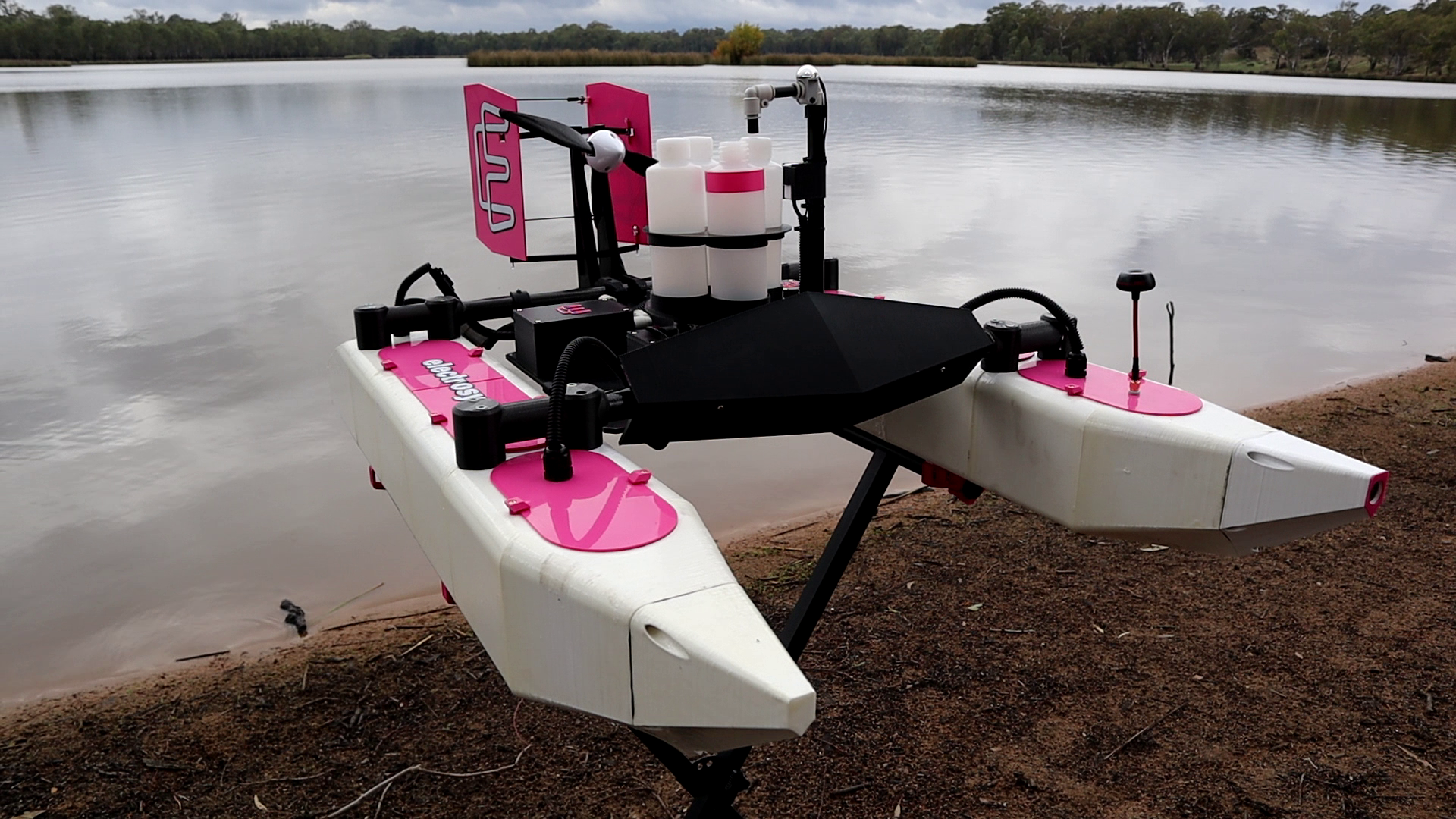 3D Printed RC Utility Boat Electrosync