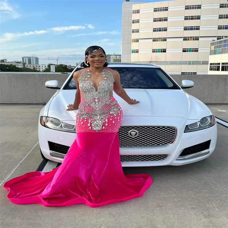 Custom made Fuchsia Mermaid Pink Prom Dress With Diamond Crystal Embellishments Elegant Black Velvet Evening Gown For Women Perfect For Birthday Parties Engagements And Formal Occasions In 2025