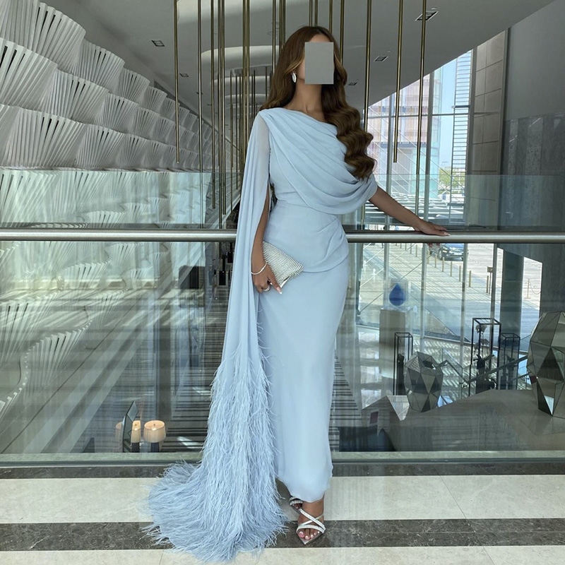 Elegant Light Blue Arabic Evening Dresses With Feathers Cape Luxury Dubai Formal Party Dress For Women Wedding Sz312