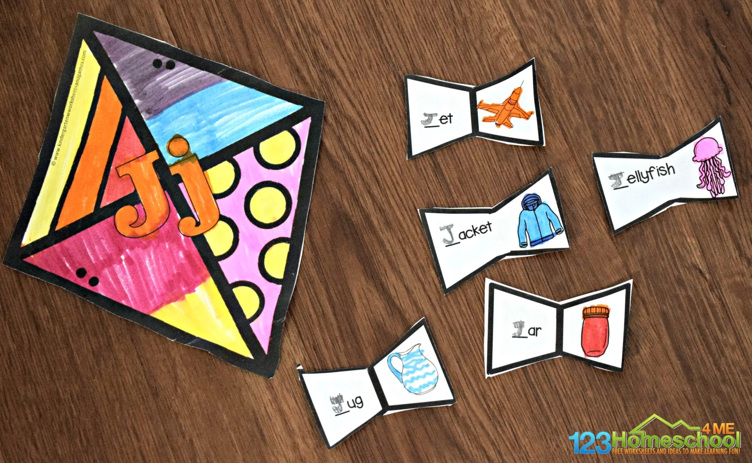  FREE Printable Spring Kite Alphabet Craft Beginning Sounds Activities