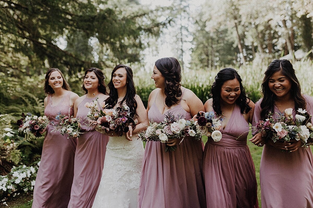 How To Coordinate Mismatched Bridesmaids Dresses J29 EVENTS